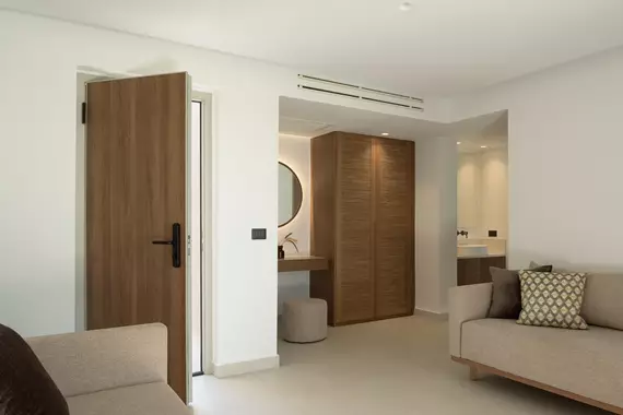 GALAXY SUITES BOUTIQUE RESORT HOTEL